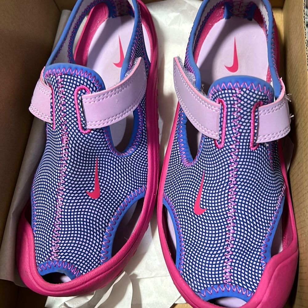 Nike